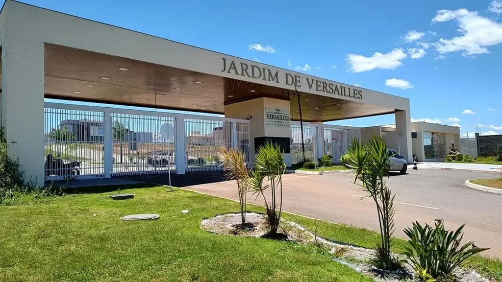 Lote Jardins Versalhes — foto 1