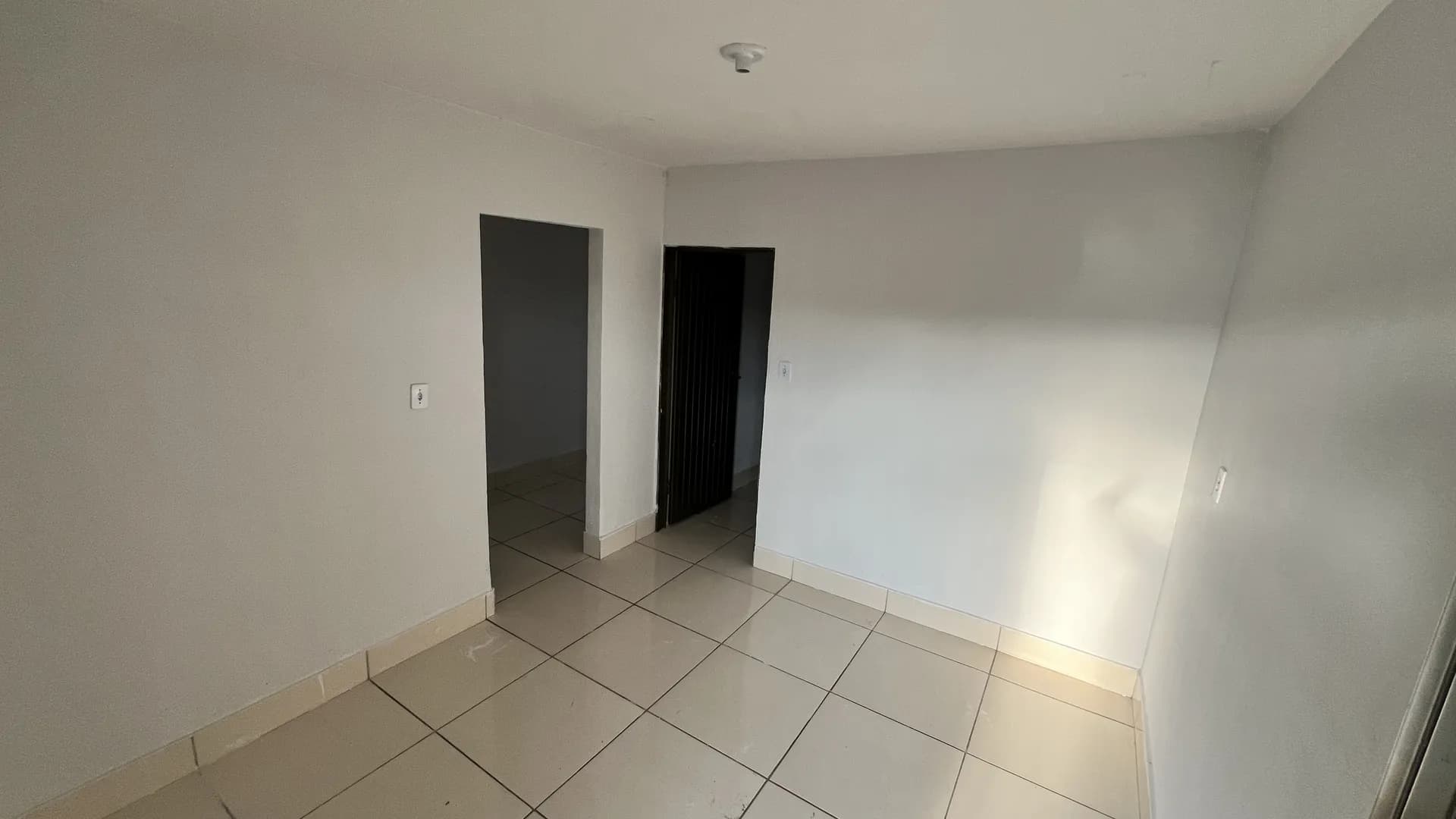 1 Quarto sem Garagem — foto 1